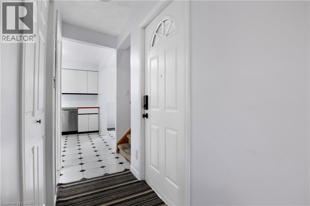 43 Middleton Street, Cambridge, Ontario N1S 2R2 - Photo 4 - 40785562