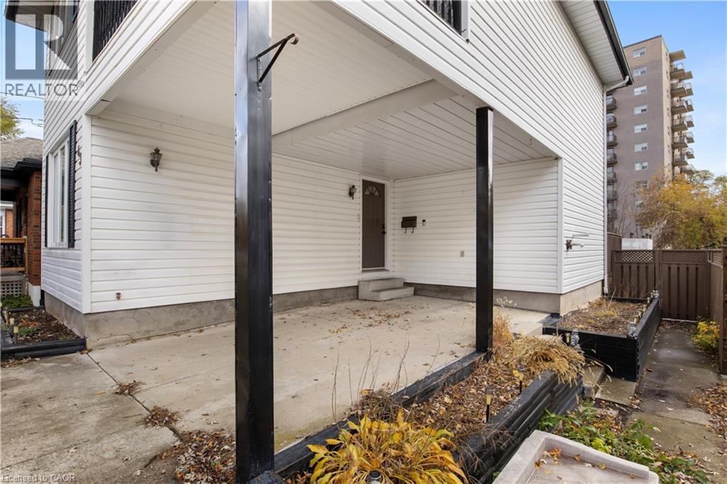 43 Middleton Street, Cambridge, Ontario N1S 2R2 - Photo 3 - 40785562