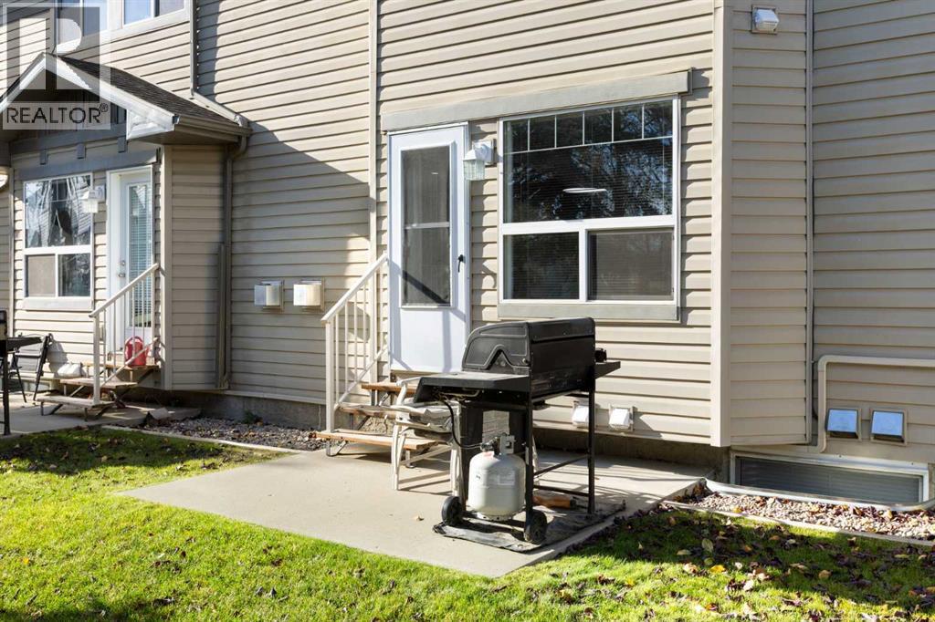 90 Cimarron Trail, Okotoks, Alberta  T1S 2G9 - Photo 36 - A2267796