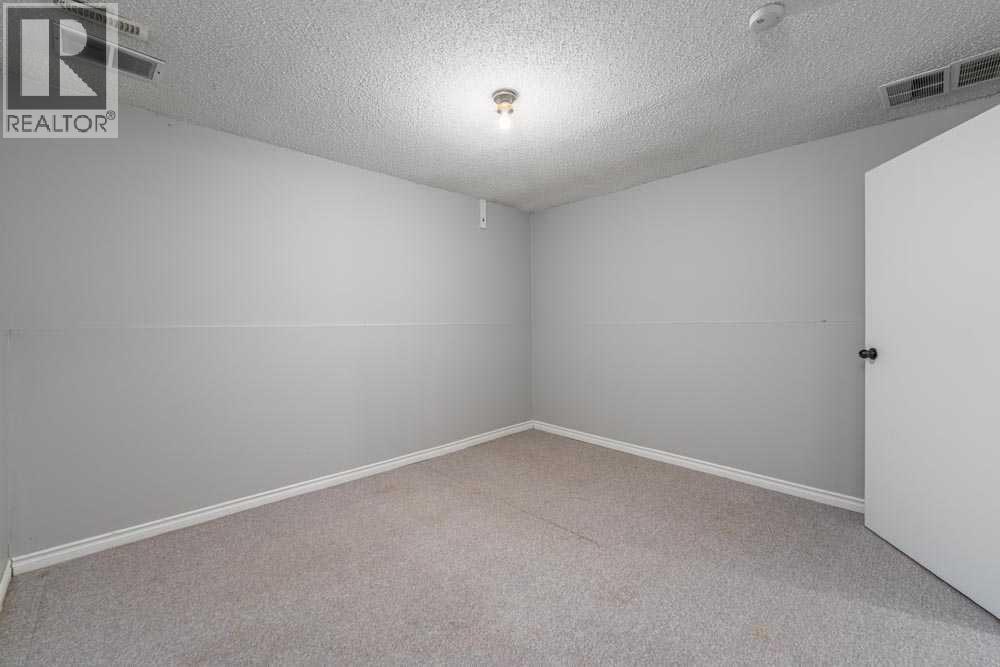 4, 3200 60 Street Ne, Calgary, Alberta T1Y 4K8 - Photo 20 - A2267996