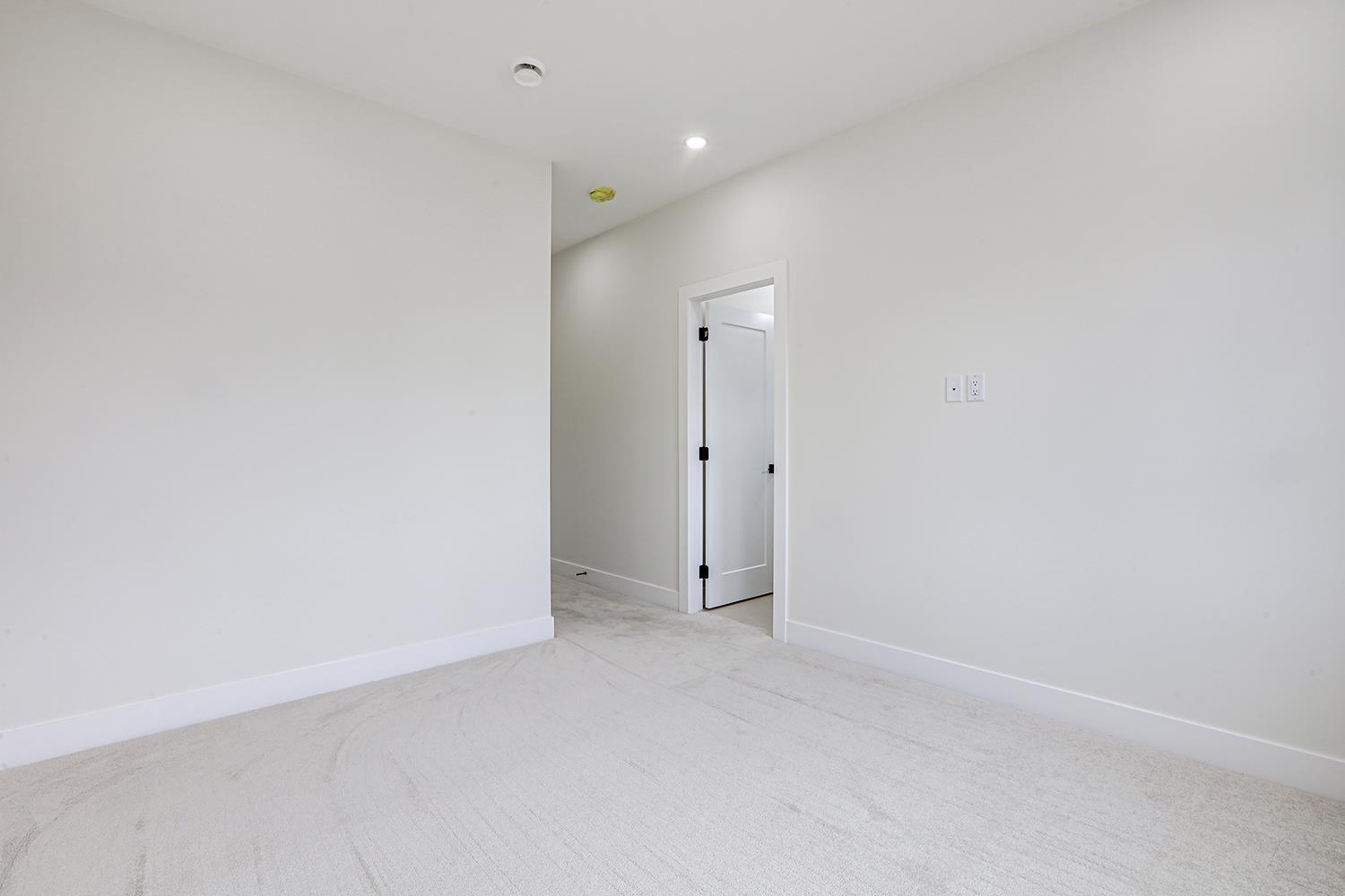 6914 204a Street, Langley, British Columbia  V2Y 1R2 - Photo 31 - R3059583