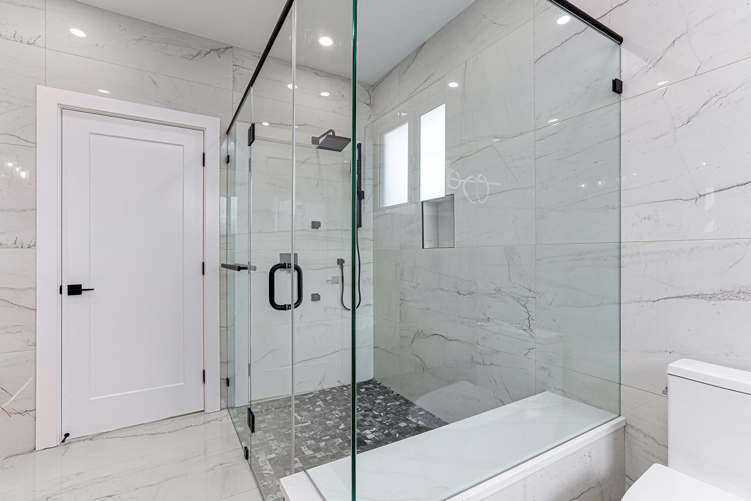 6914 204a Street, Langley, British Columbia  V2Y 1R2 - Photo 24 - R3059583