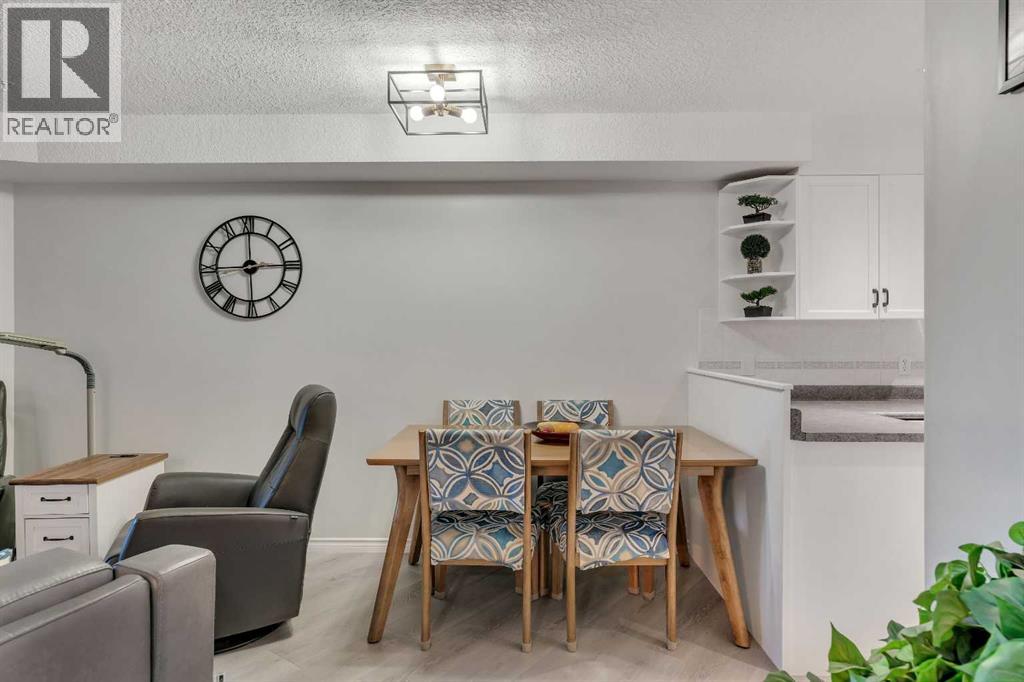 122, 7229 Sierra Morena Boulevard Sw, Calgary, Alberta  T3H 3L7 - Photo 5 - A2268126