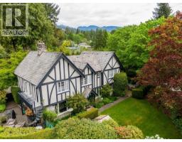 1850 MATHERS AVENUE, West Vancouver, British Columbia
