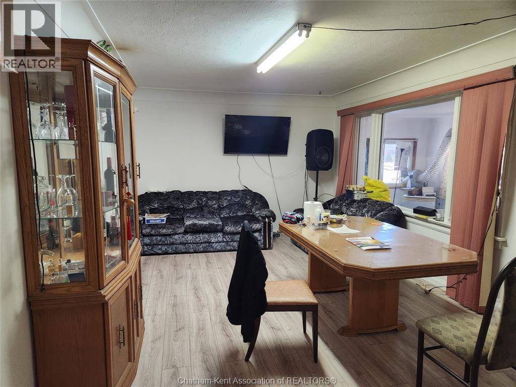 33 John Street, Chatham, Ontario N7M 5B5 - Photo 4 - 25028006