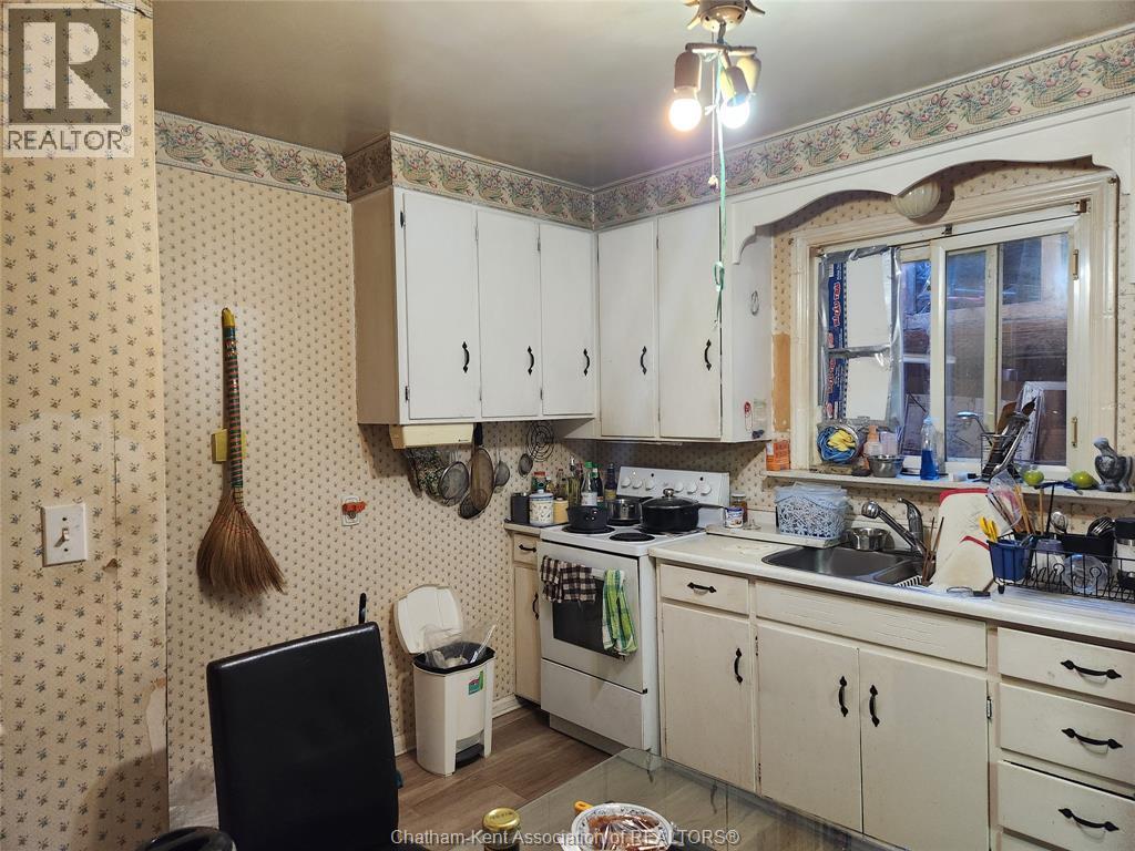 33 John Street, Chatham, Ontario N7M 5B5 - Photo 6 - 25028006