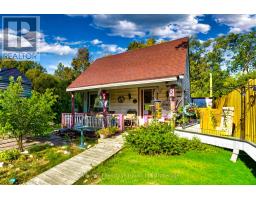 38 SANDERSON STREET, Brantford, Ontario