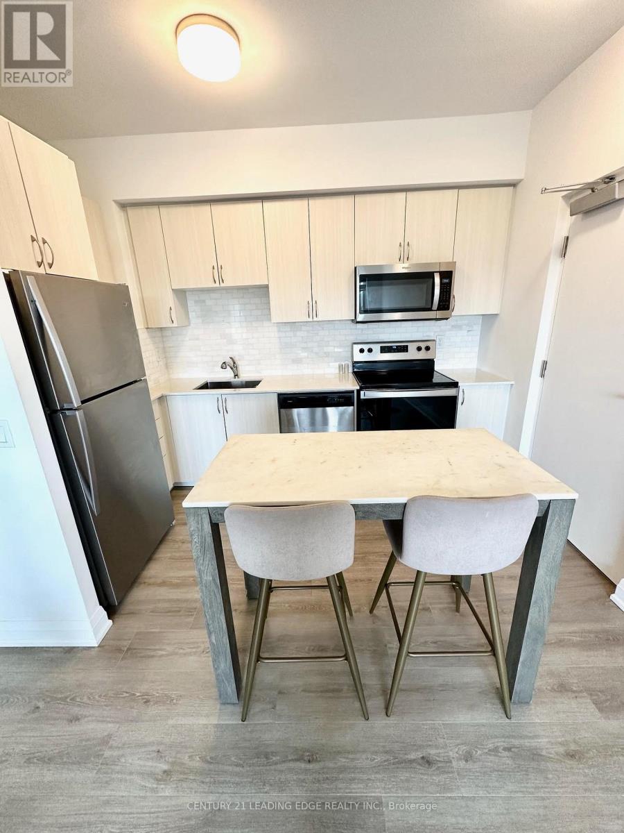 C104 - 5299 Highway 7, Vaughan, Ontario  L4L 0J1 - Photo 1 - N12509156