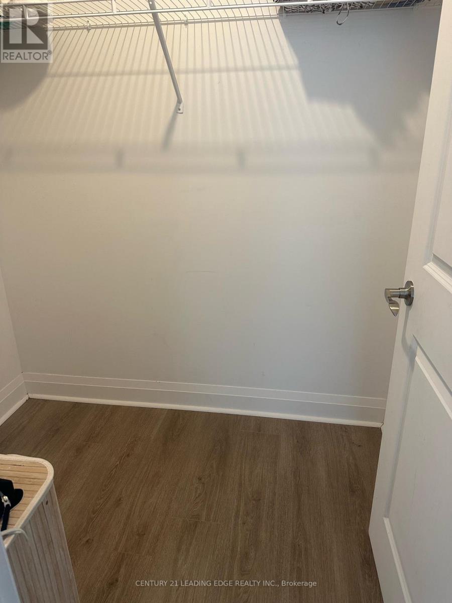 C104 - 5299 Highway 7, Vaughan, Ontario  L4L 0J1 - Photo 10 - N12509156