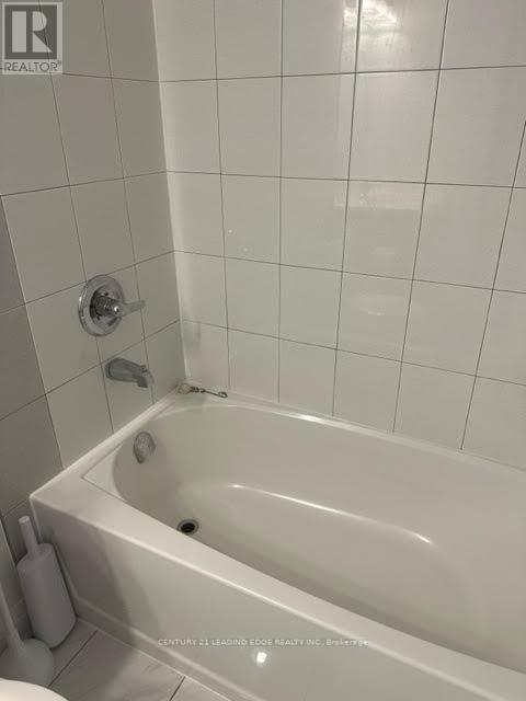 C104 - 5299 Highway 7, Vaughan, Ontario  L4L 0J1 - Photo 12 - N12509156