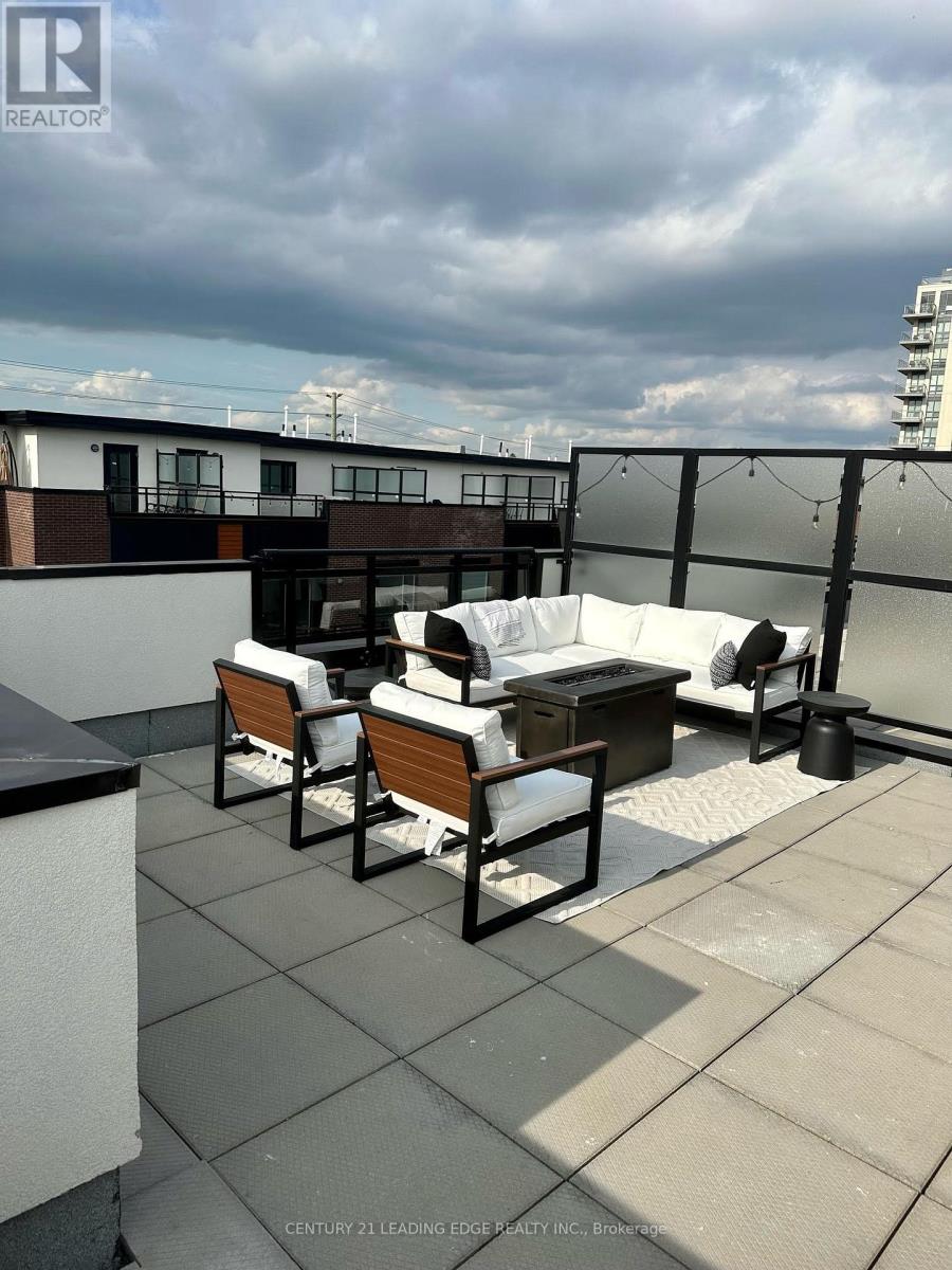 C104 - 5299 Highway 7, Vaughan, Ontario  L4L 0J1 - Photo 19 - N12509156