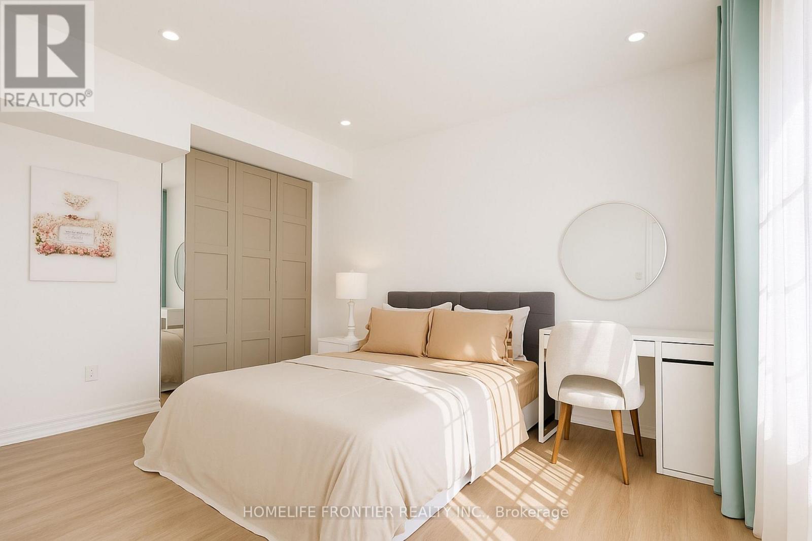 #2 - 43 Kenneth Ross Bend, East Gwillimbury, Ontario L9N 0T7 - Photo 2 - N12509344