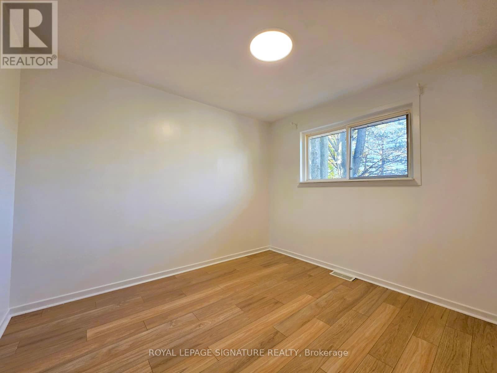 57 Foreht Crescent, Aurora, Ontario  L4G 3E9 - Photo 13 - N12509388