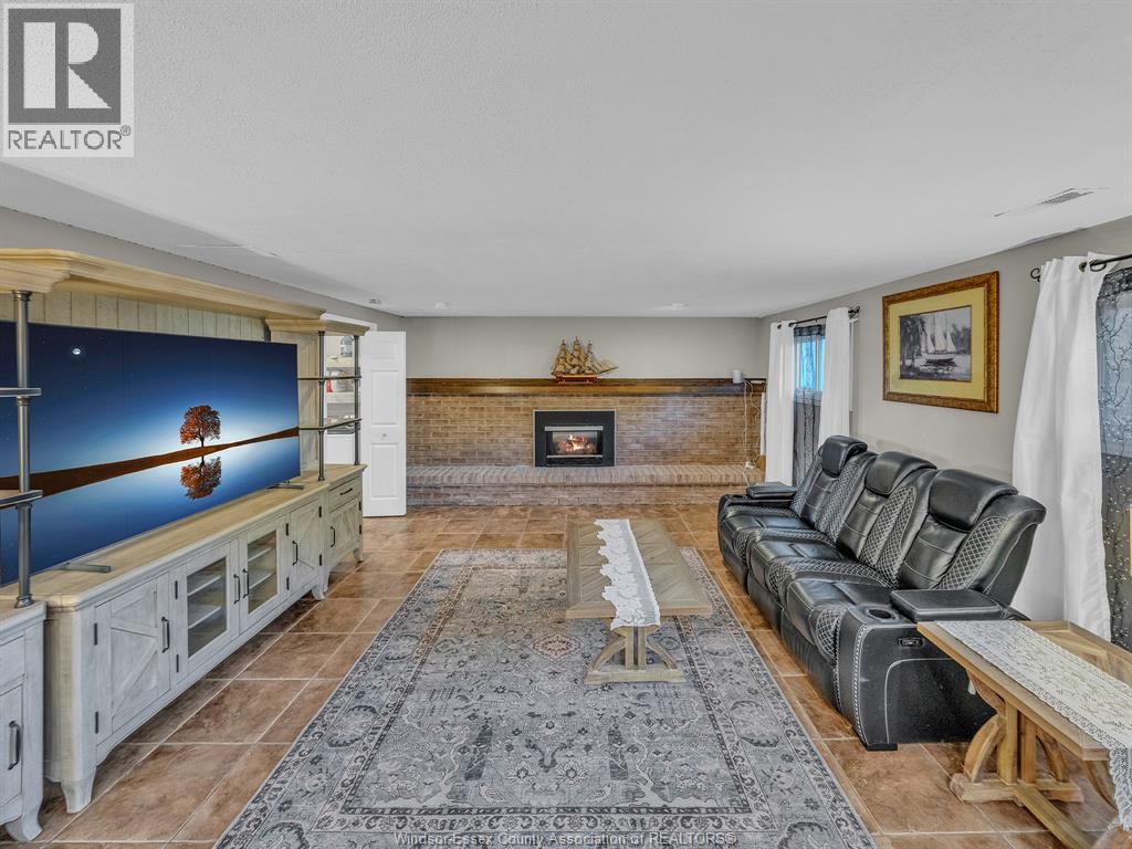 10 Durango, Amherstburg, Ontario N0R 1G0 - Photo 20 - 25028014