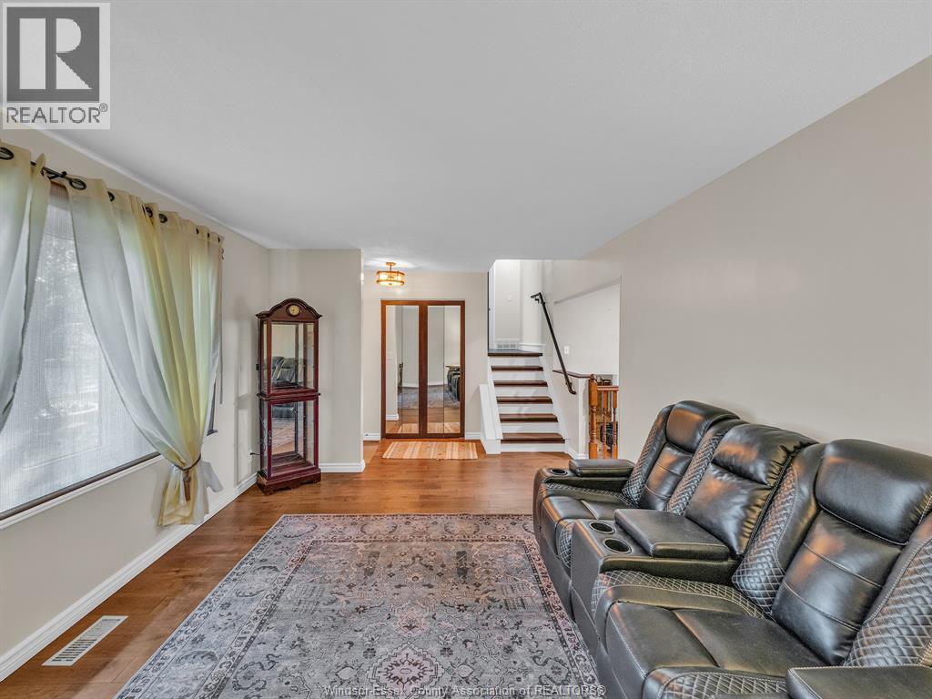 10 Durango, Amherstburg, Ontario N0R 1G0 - Photo 4 - 25028014