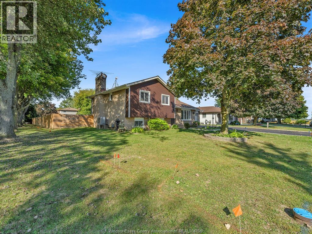 10 Durango, Amherstburg, Ontario N0R 1G0 - Photo 41 - 25028014