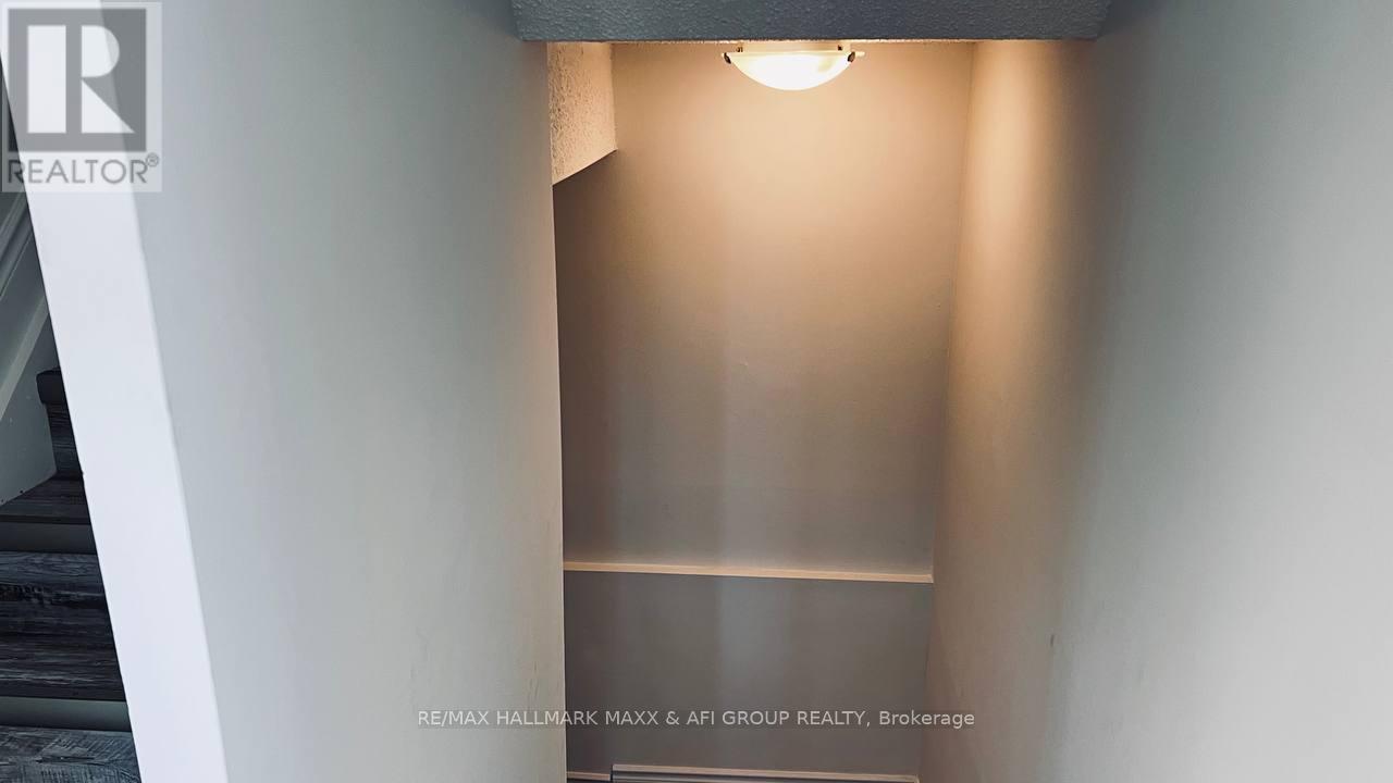 Unit A - 82 Sanford Street, Barrie (Sanford), Ontario  L4N 3C5 - Photo 28 - S12509408