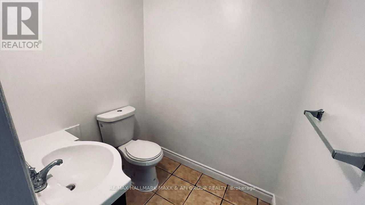 Unit A - 82 Sanford Street, Barrie (Sanford), Ontario  L4N 3C5 - Photo 32 - S12509408