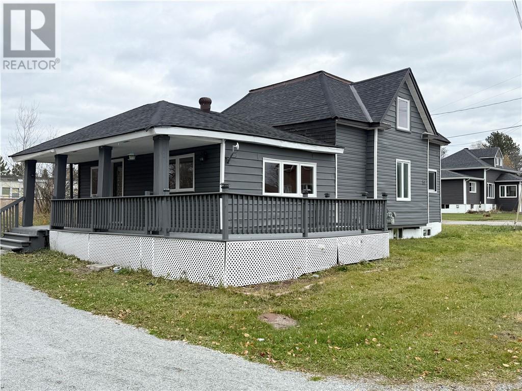 51 Stanhope Avenue, Warren, Ontario