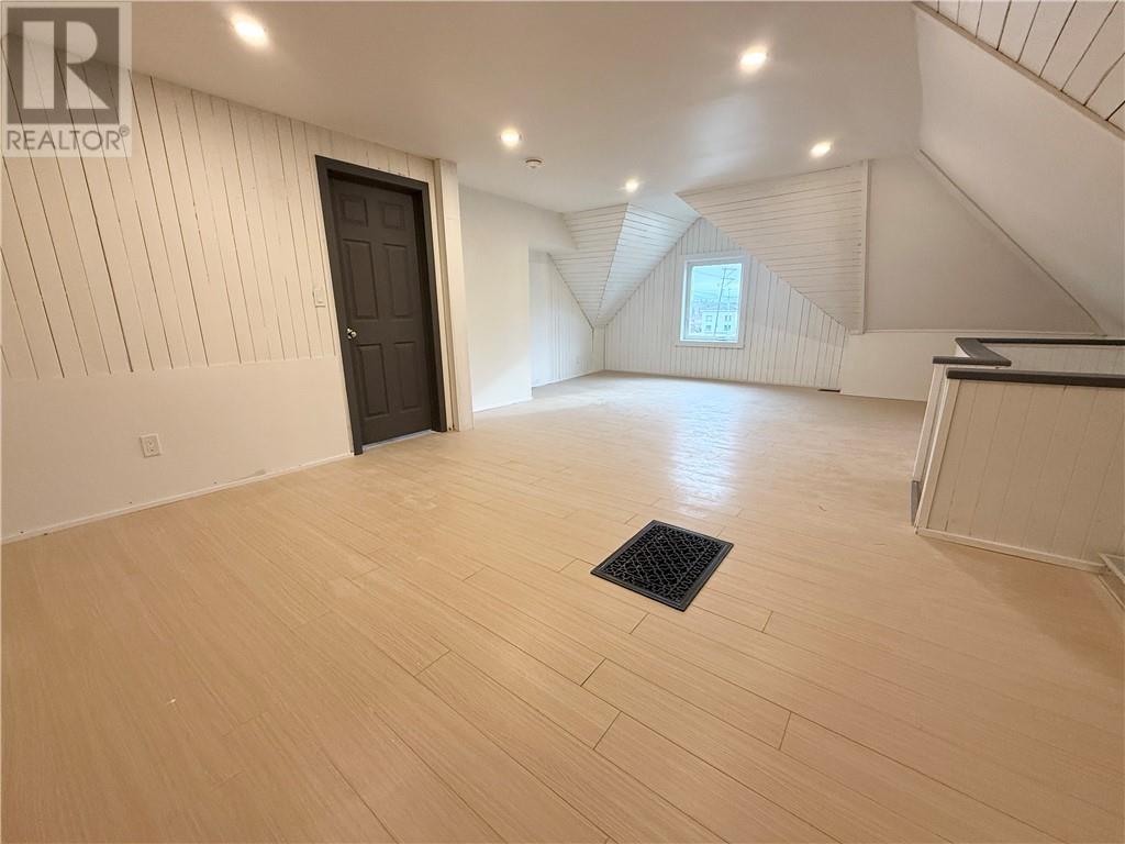 51 Stanhope Avenue, Warren, Ontario P0M 2N0 - Photo 9 - 2125490