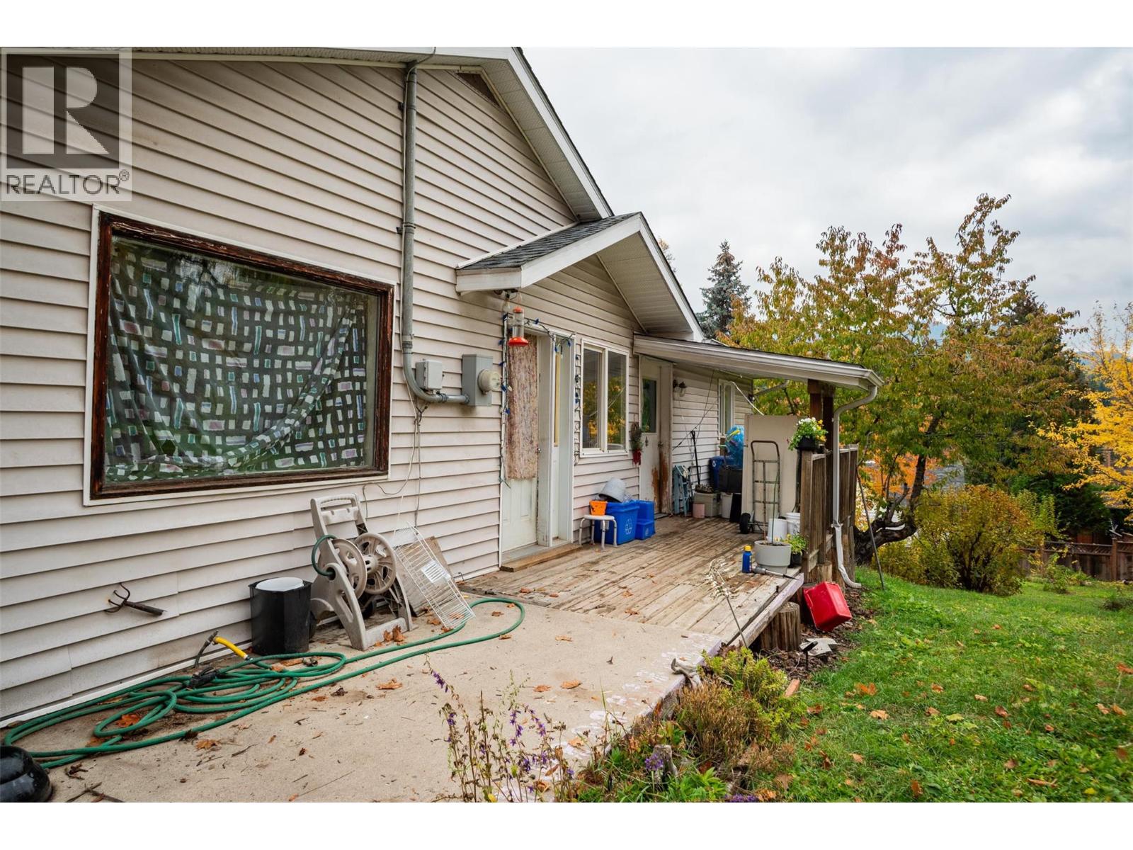 1976 Watson Lane, Fruitvale, British Columbia  V0G 1L1 - Photo 25 - 10367081