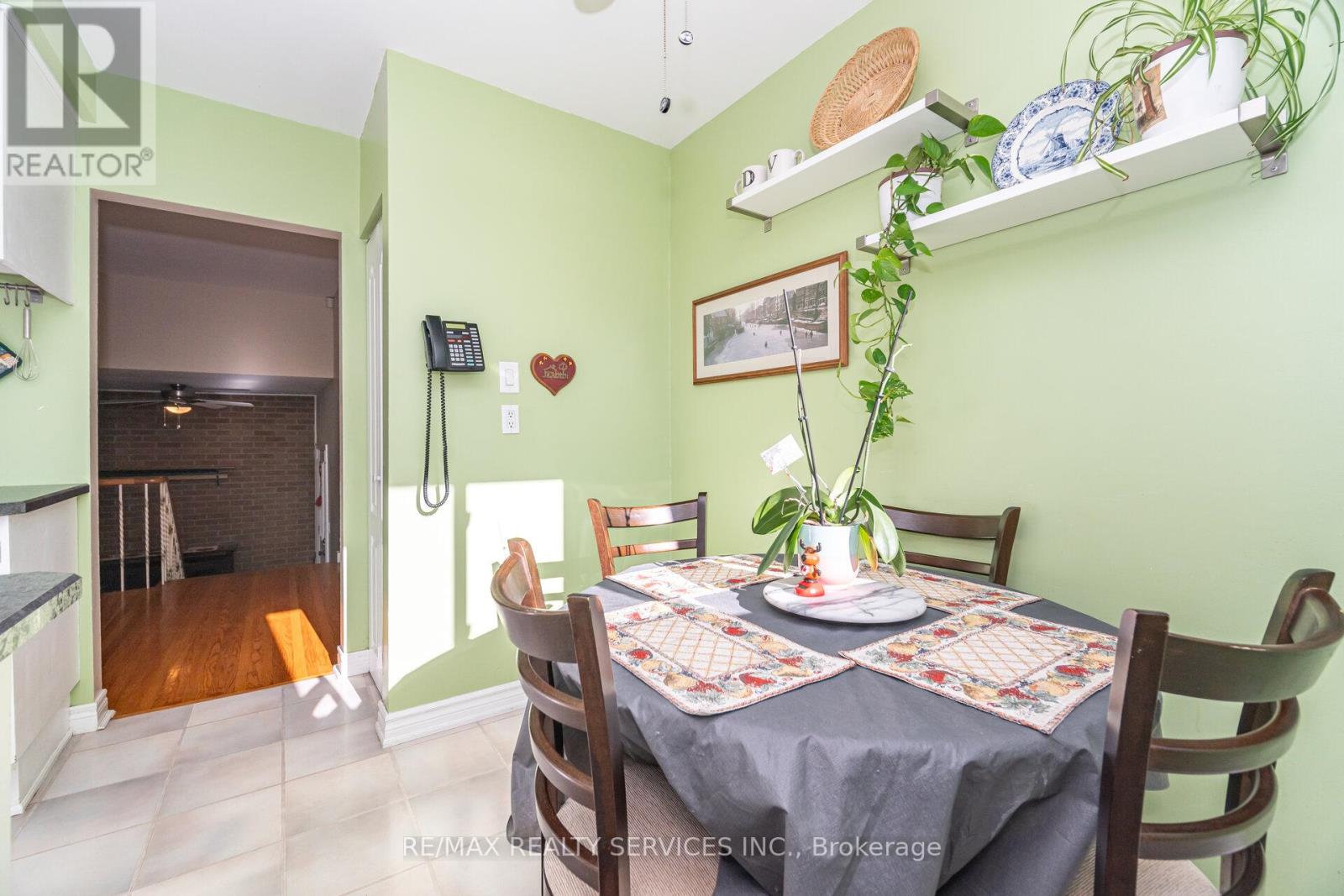 3 Conway Court, Brampton, Ontario  L6T 1Z5 - Photo 12 - W12509104