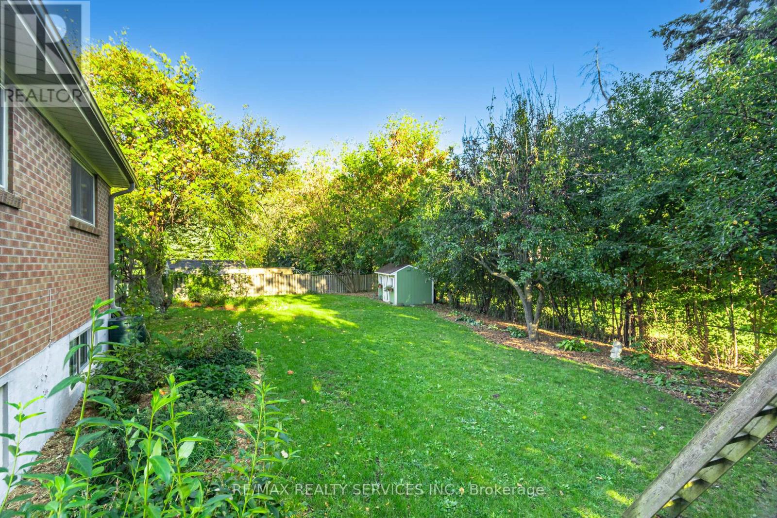 3 Conway Court, Brampton, Ontario  L6T 1Z5 - Photo 36 - W12509104