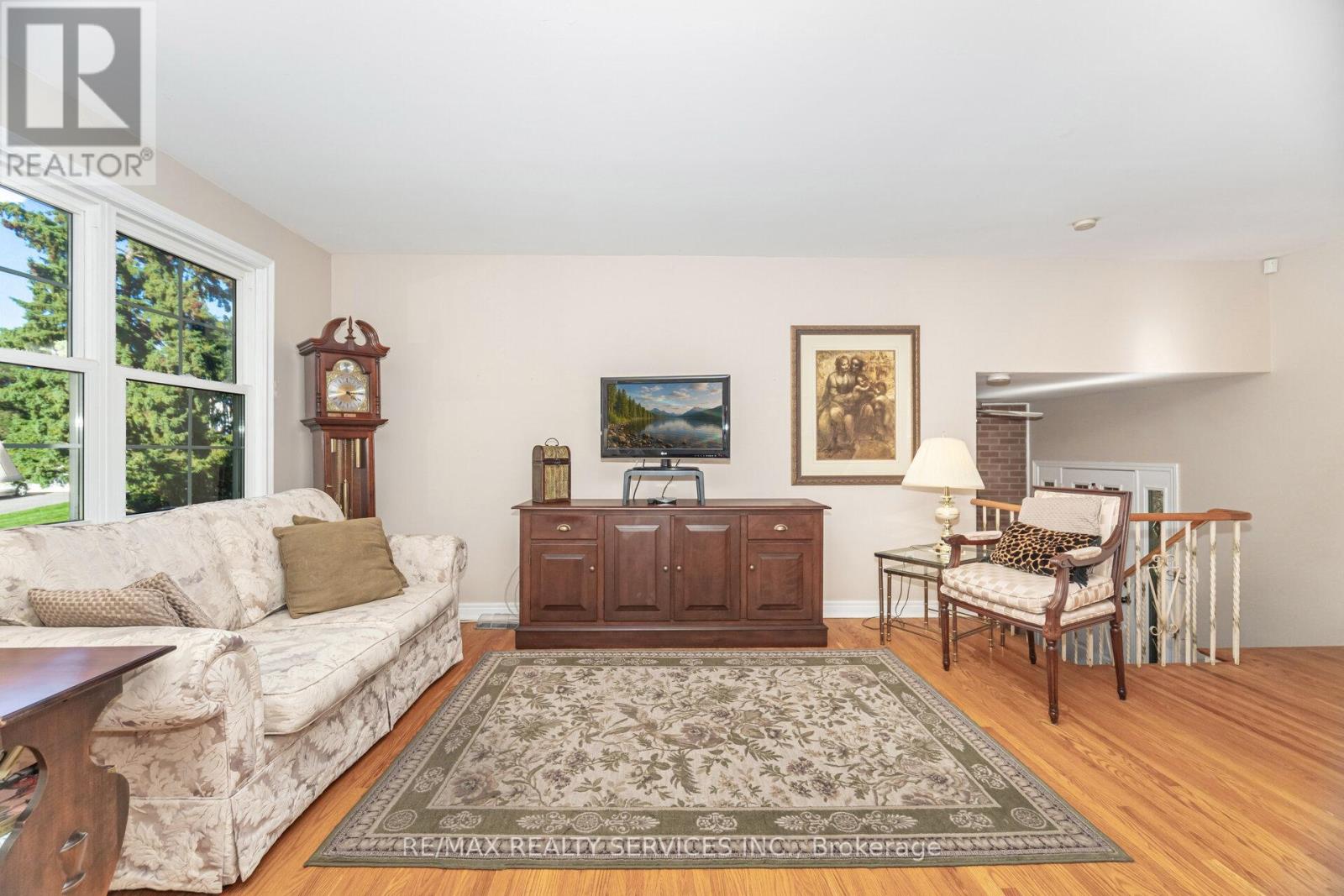 3 Conway Court, Brampton, Ontario  L6T 1Z5 - Photo 9 - W12509104