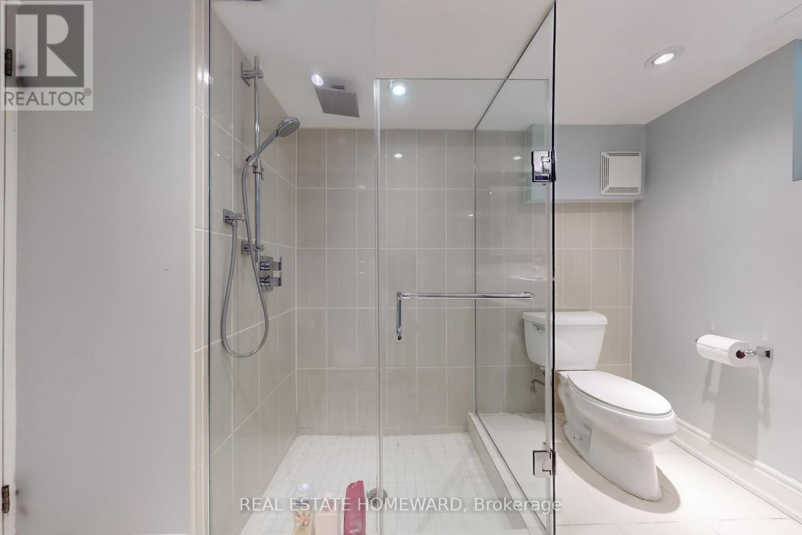 250 Grenview Boulevard S, Toronto, Ontario  M8Y 3V3 - Photo 36 - W12509216