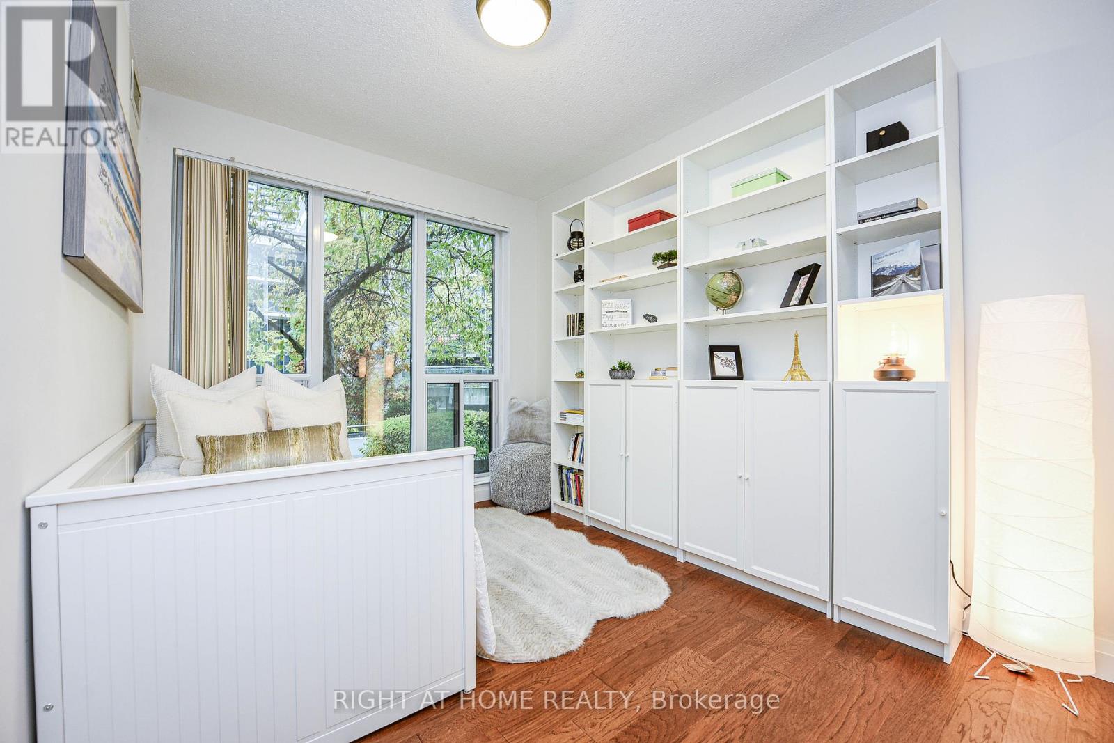 109 - 2119 Lake Shore Boulevard W, Toronto, Ontario  M8V 4E8 - Photo 21 - W12509282