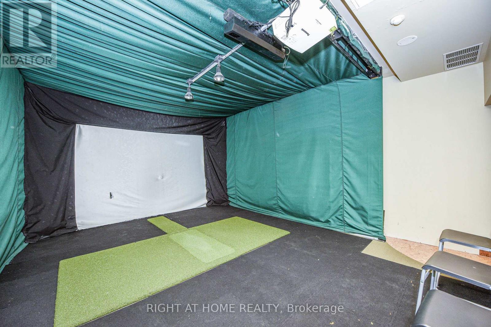 109 - 2119 Lake Shore Boulevard W, Toronto, Ontario  M8V 4E8 - Photo 30 - W12509282