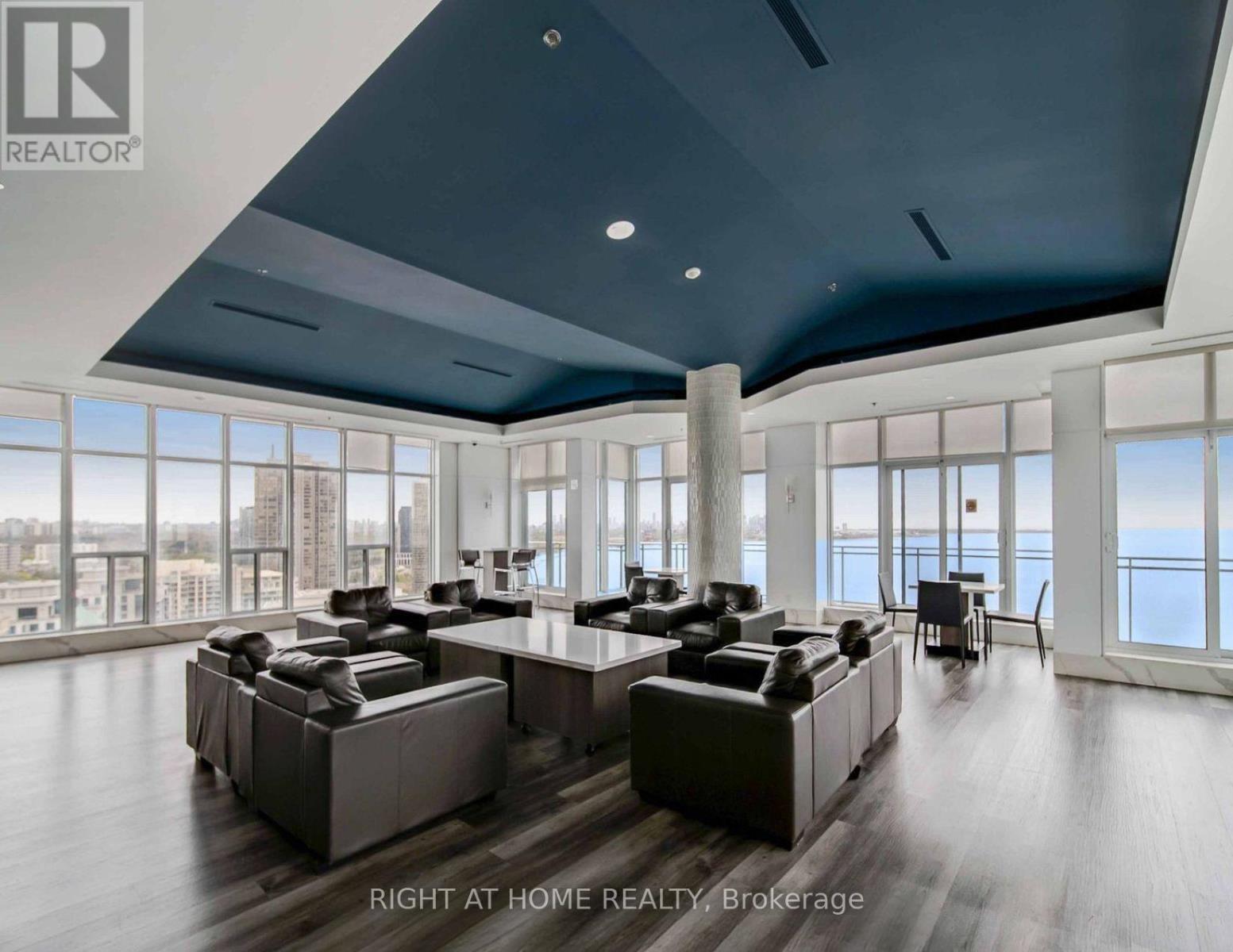 109 - 2119 Lake Shore Boulevard W, Toronto, Ontario  M8V 4E8 - Photo 34 - W12509282