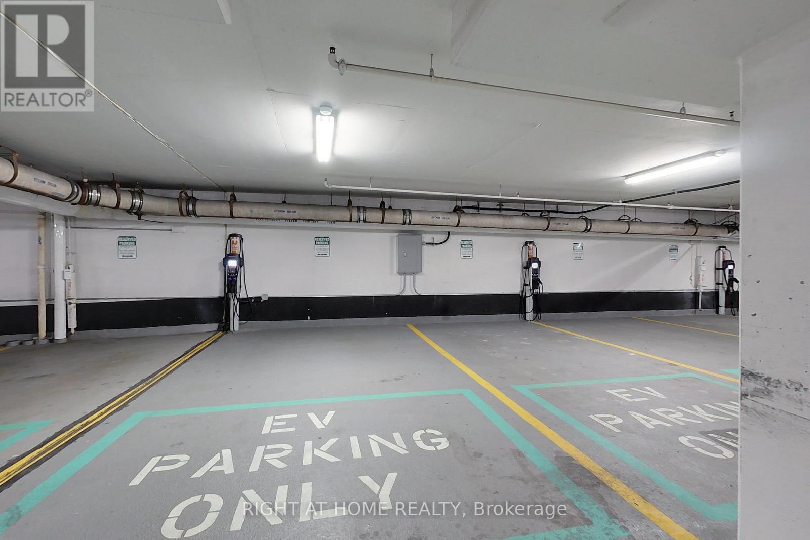 109 - 2119 Lake Shore Boulevard W, Toronto, Ontario  M8V 4E8 - Photo 38 - W12509282