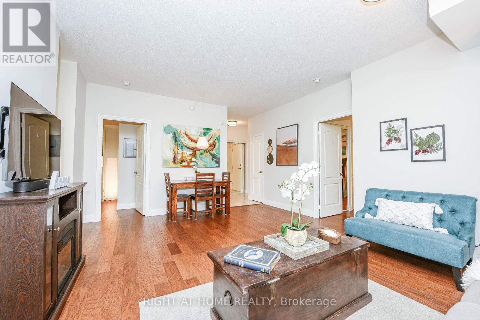 109 - 2119 Lake Shore Boulevard W, Toronto, Ontario  M8V 4E8 - Photo 8 - W12509282