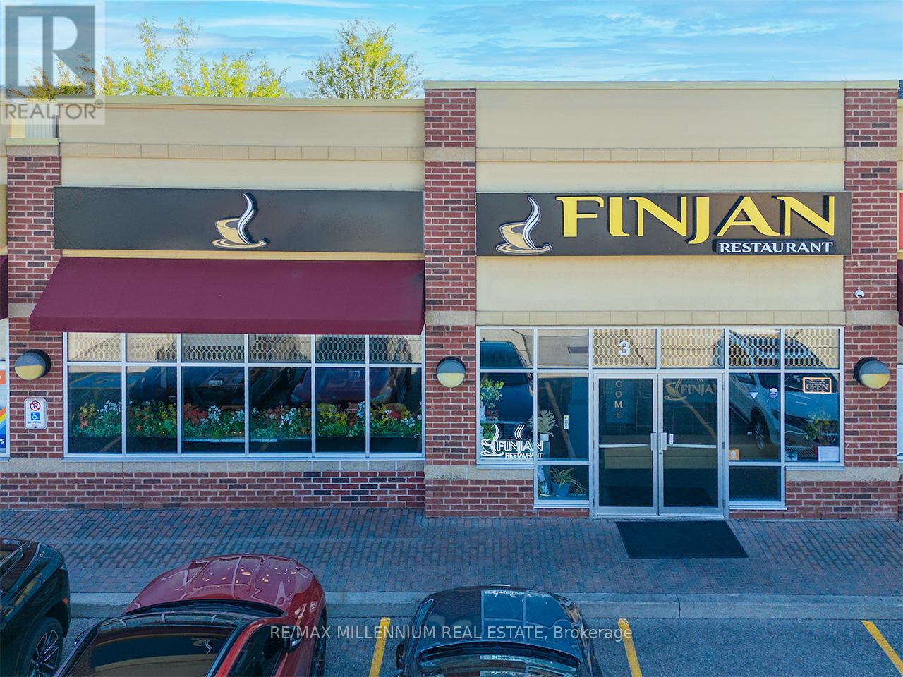 3 - 2520 Postmaster Drive, Oakville, Ontario  L6M 0N2 - Photo 5 - W12509300