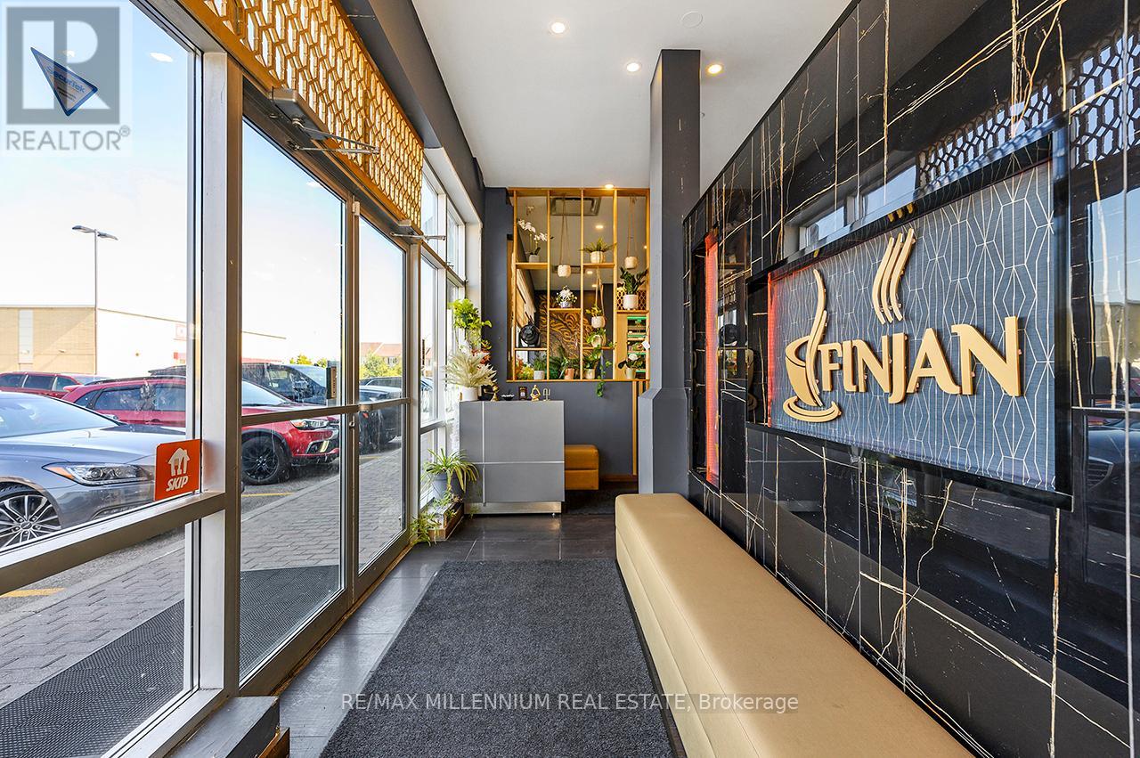 3 - 2520 Postmaster Drive, Oakville, Ontario  L6M 0N2 - Photo 6 - W12509300