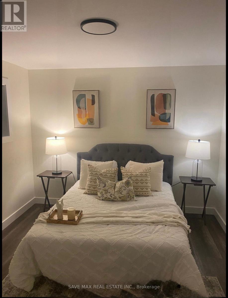 26 Hillbank Trail, Brampton, Ontario  L6S 1P6 - Photo 11 - W12509324