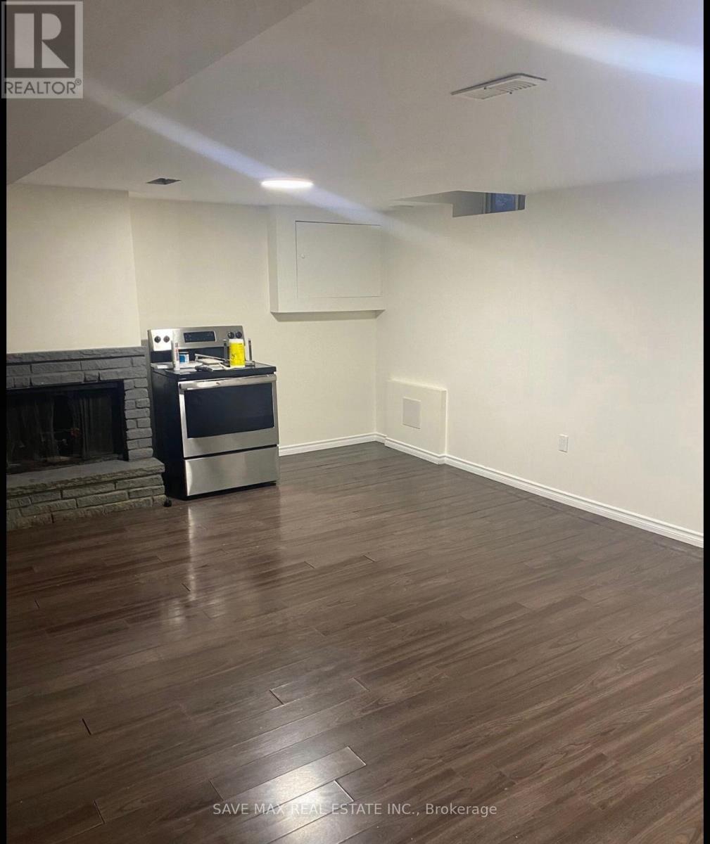 26 Hillbank Trail, Brampton, Ontario  L6S 1P6 - Photo 17 - W12509324