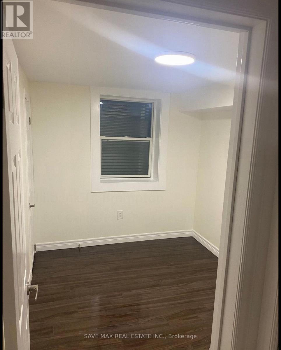 26 Hillbank Trail, Brampton, Ontario  L6S 1P6 - Photo 19 - W12509324