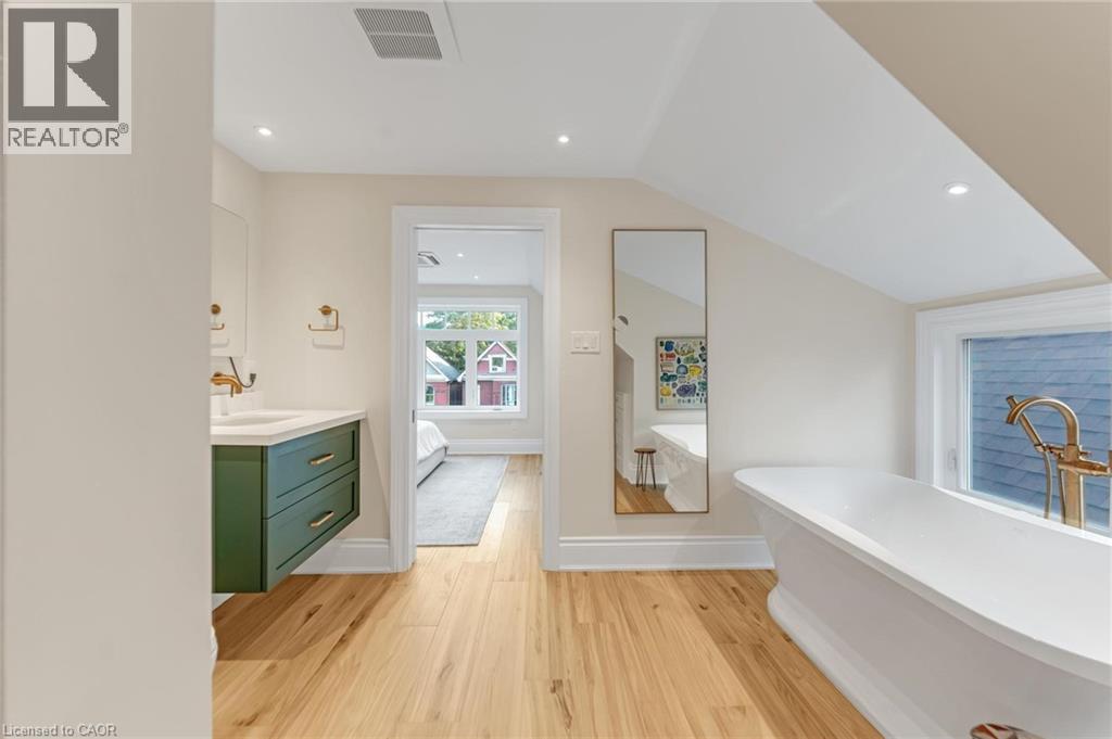 483 King William Street, Hamilton, Ontario  L8L 1R2 - Photo 27 - 40770579