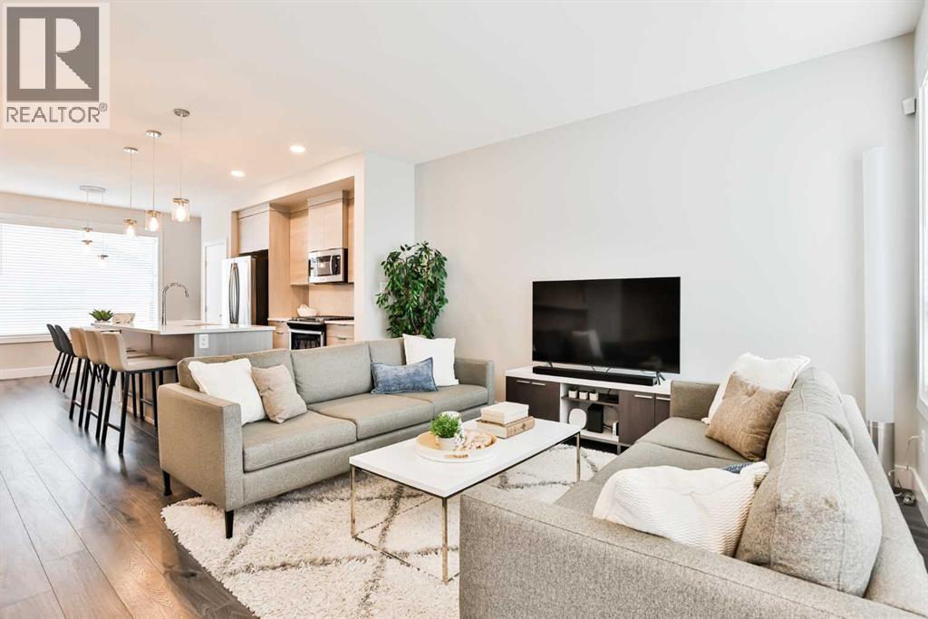 4347 Fairmont Gate S, Lethbridge, Alberta  T1K 8J3 - Photo 3 - A2266854