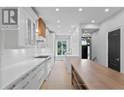 258 SPADINA ROAD, Toronto, Ontario