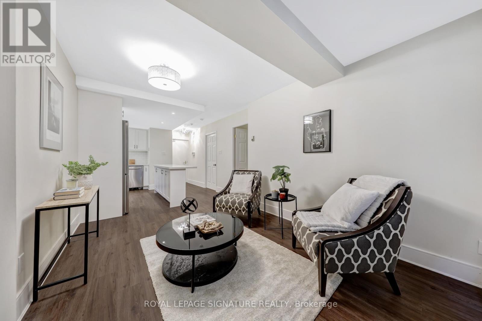 310 - 88 Charles Street E, Toronto, Ontario  M4Y 2W7 - Photo 2 - C12466392