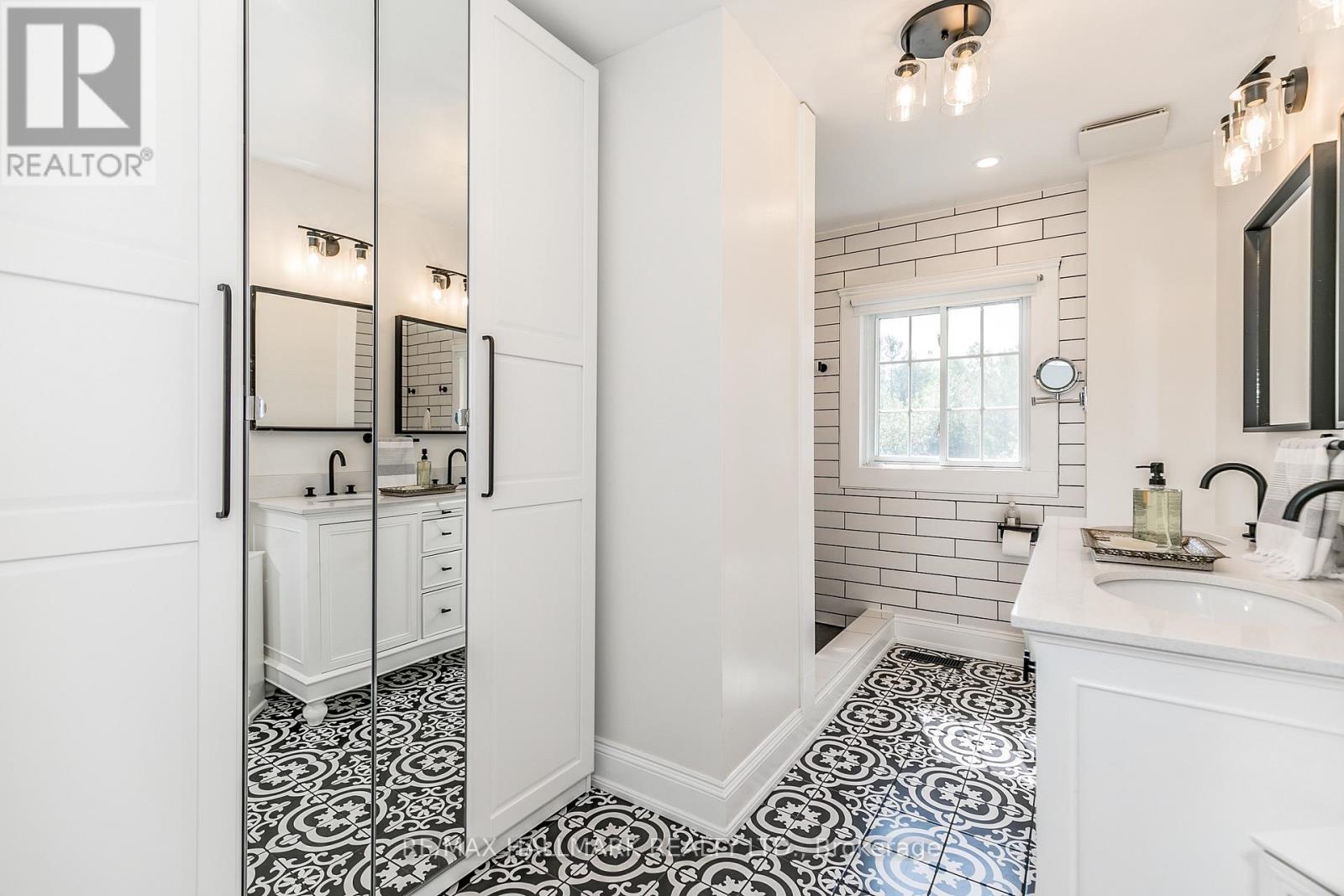 2230 Spring Street, Innisfil, Ontario L9S 2B6 - Photo 34 - N12473997