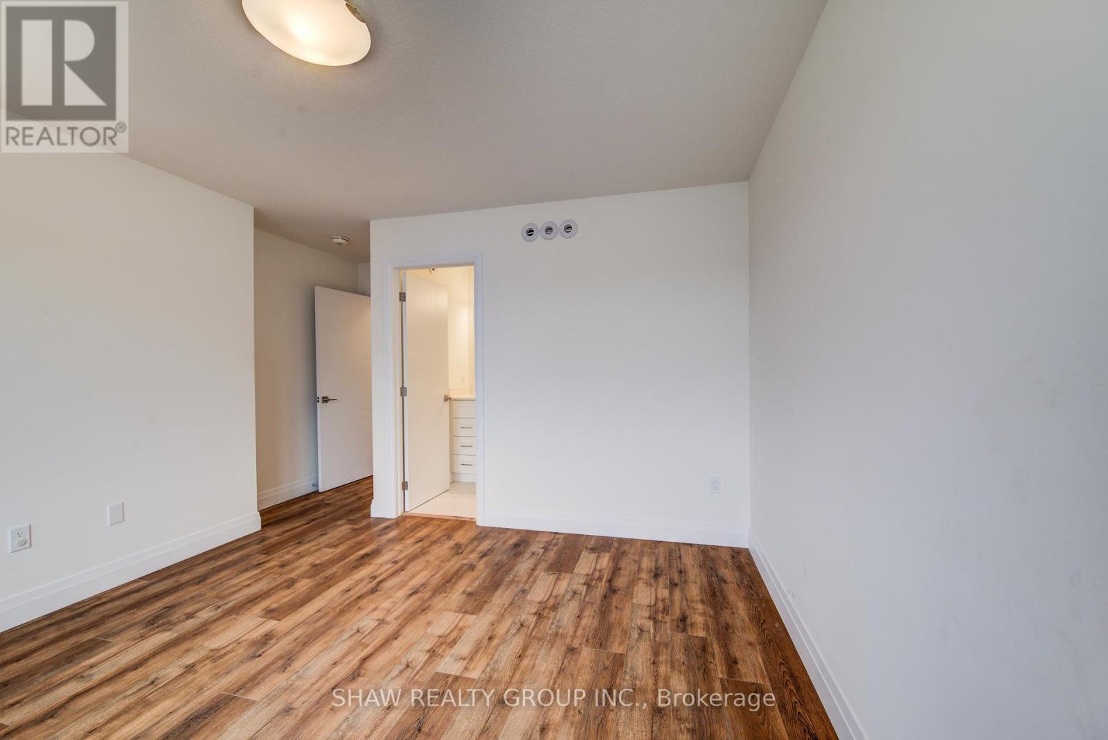 4 Lily Lane, Guelph, Ontario N1L 0R2 - Photo 36 - X12508000