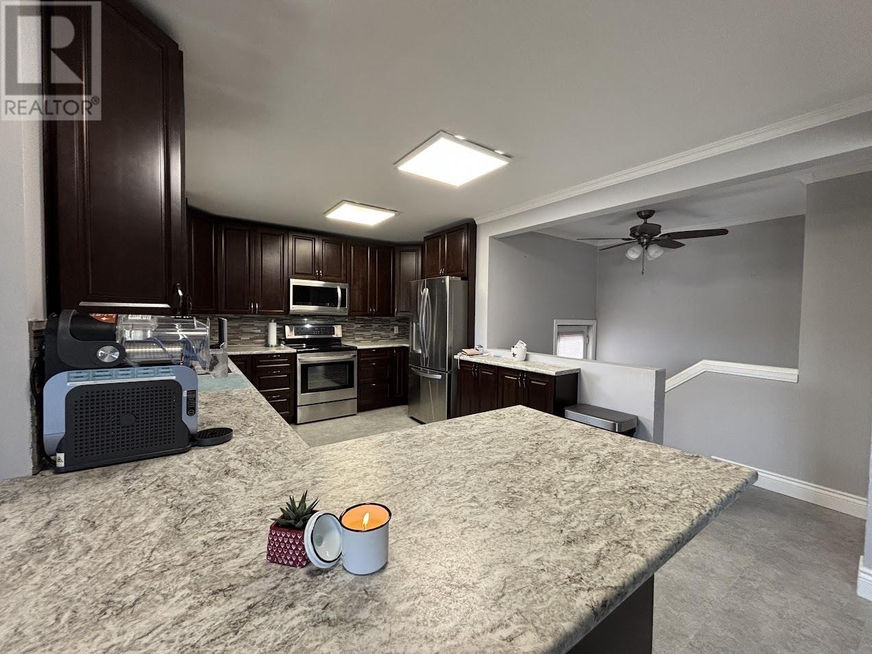 2 Essa Pl, Manitouwadge, Ontario  P0T 2C0 - Photo 2 - TB252166