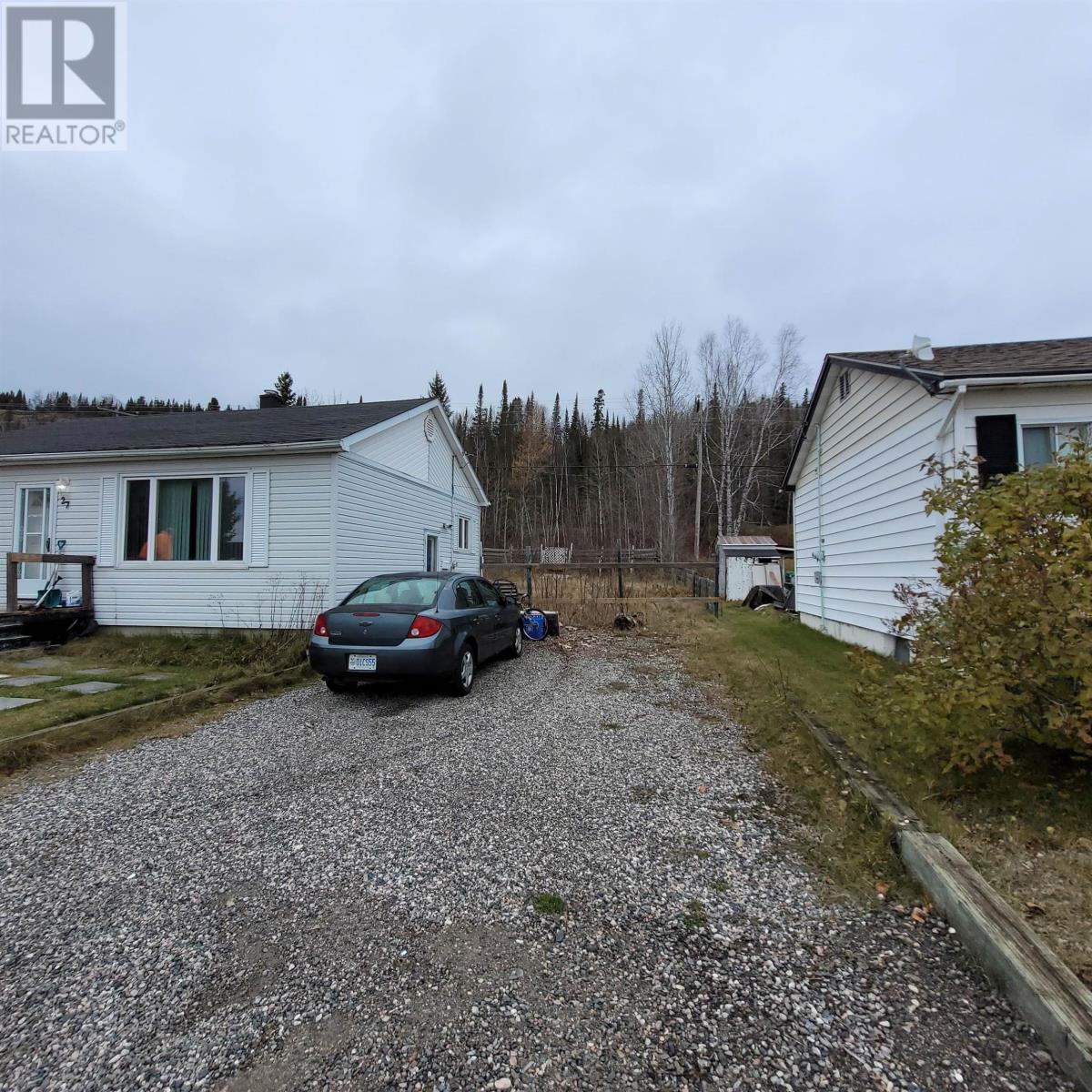 27 Warbler Drive, Manitouwadge, Ontario  P0T 2C0 - Photo 3 - TB253389