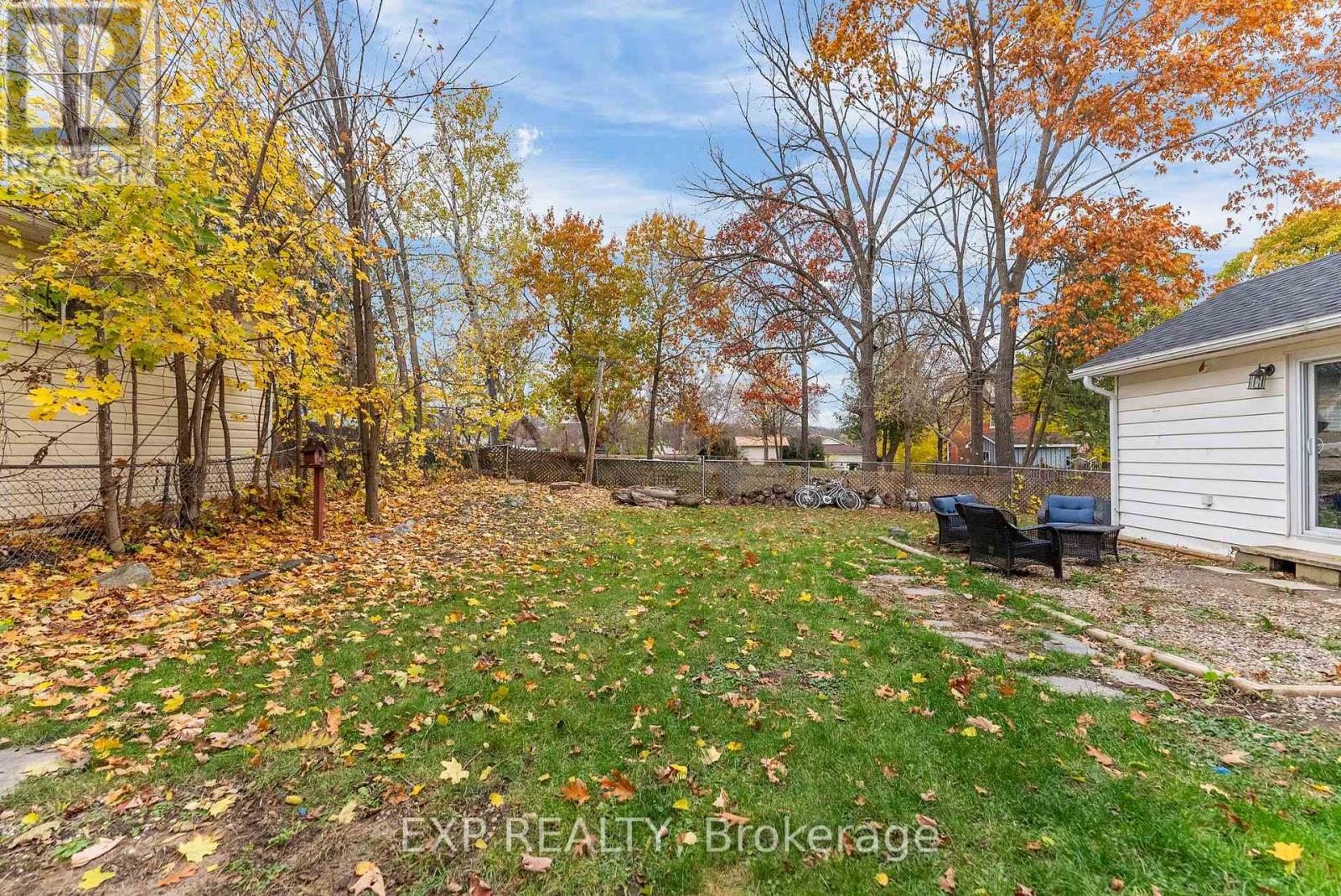 70 Munroe Avenue E, Renfrew, Ontario  K7V 3K1 - Photo 2 - X12509448