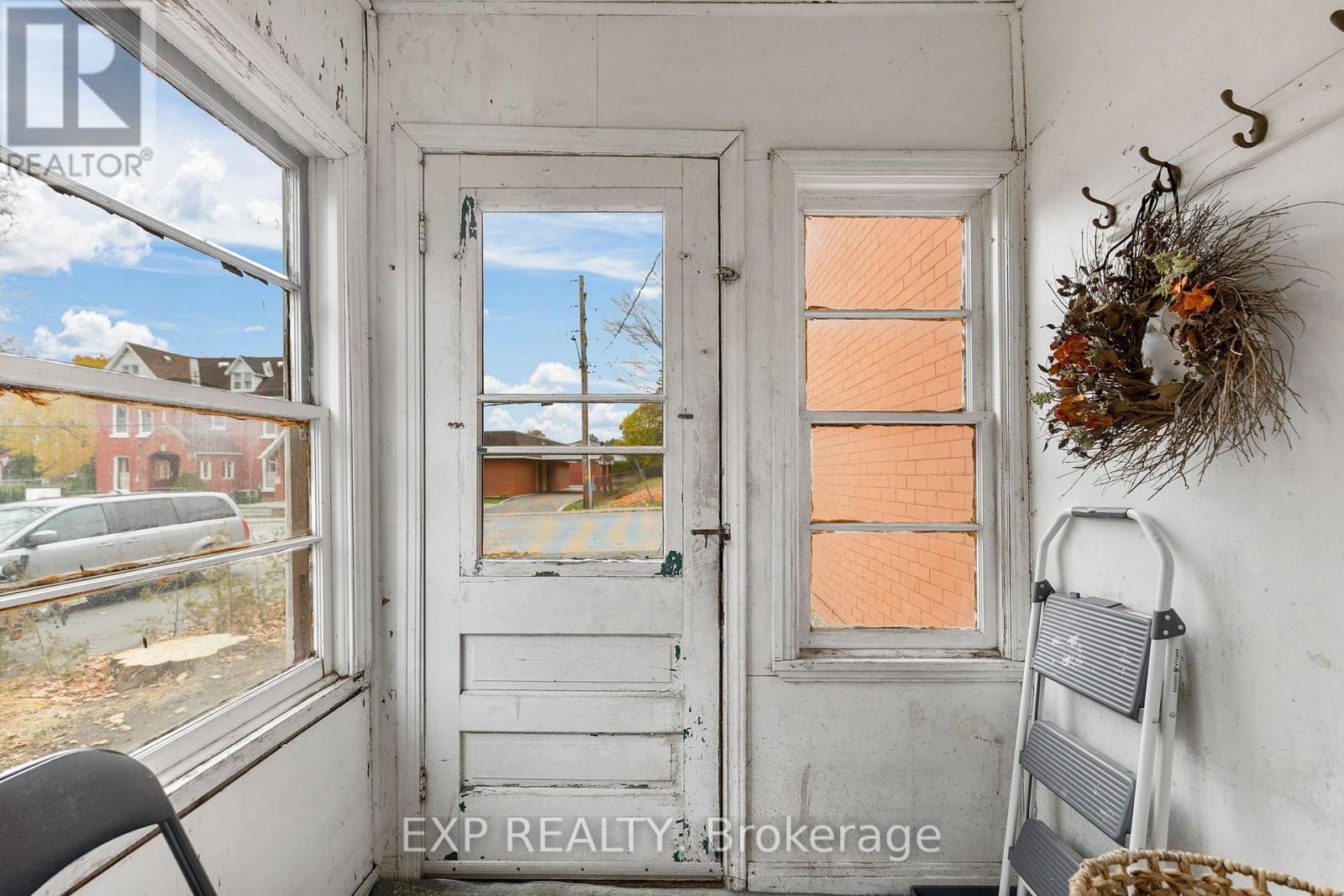 70 Munroe Avenue E, Renfrew, Ontario  K7V 3K1 - Photo 24 - X12509448