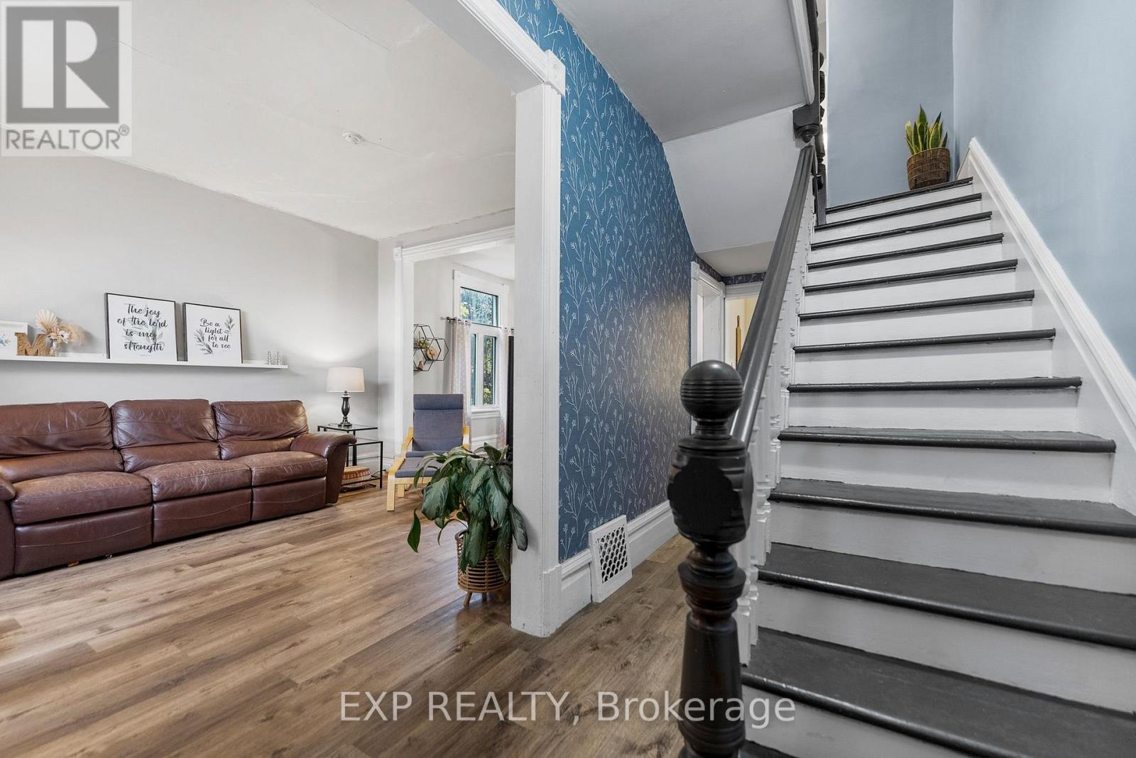 70 Munroe Avenue E, Renfrew, Ontario  K7V 3K1 - Photo 5 - X12509448